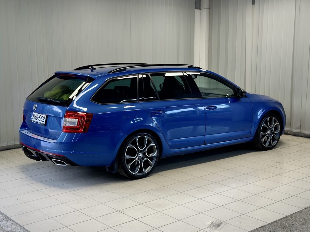 Skoda Octavia, image 3