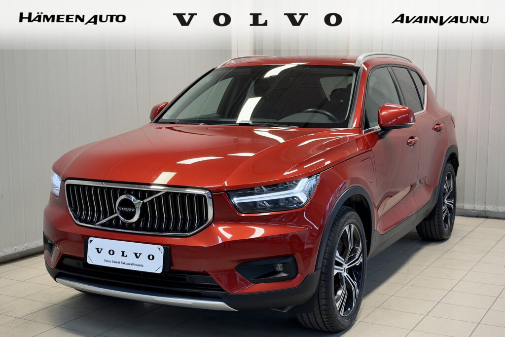Volvo XC40, image 1
