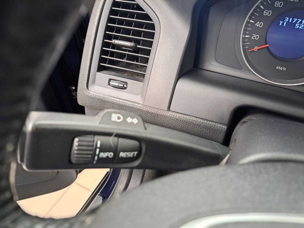 Volvo XC60, image 21