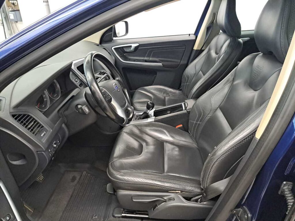 Volvo XC60, image 7