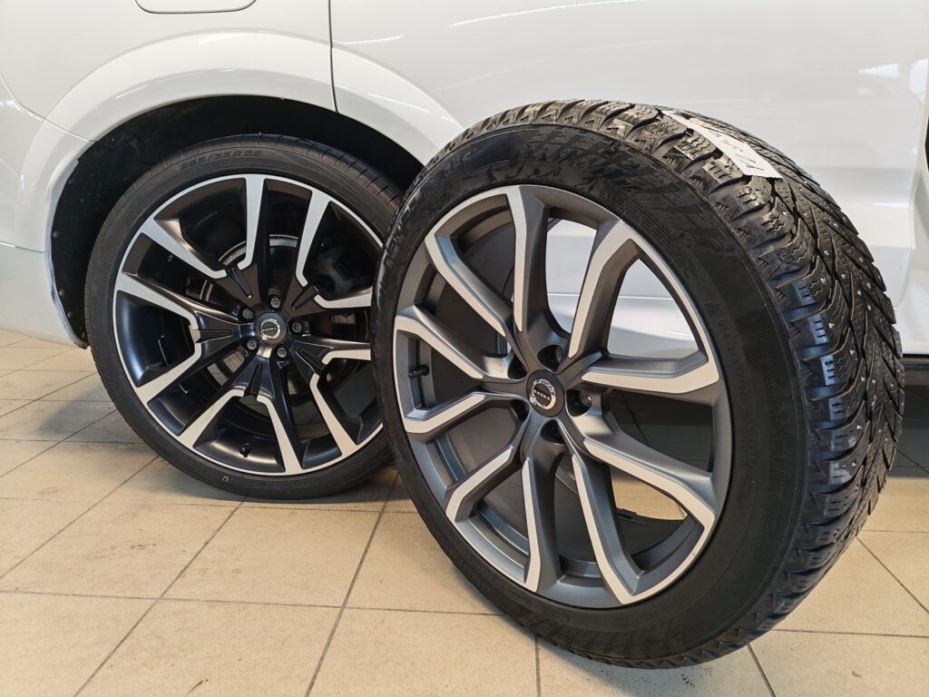 Volvo XC60, image 28
