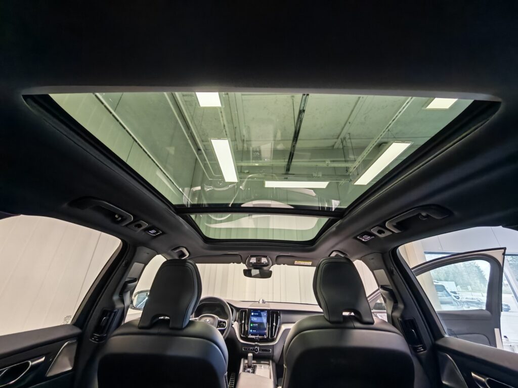 Volvo XC60, image 29
