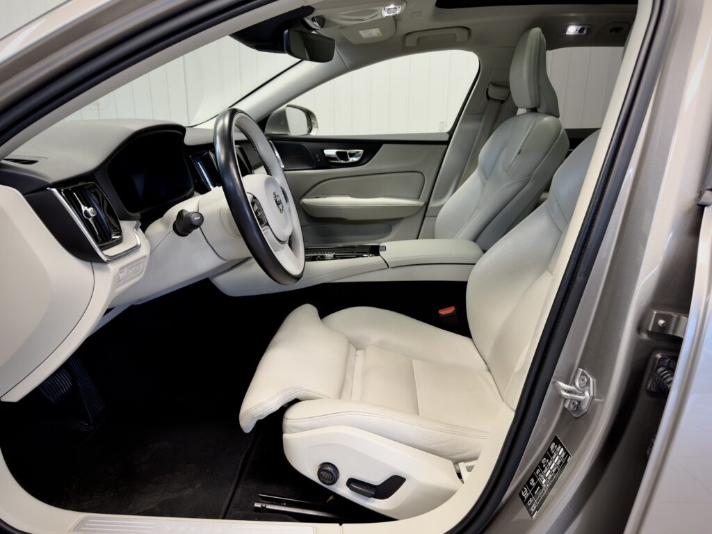 Volvo V60, image 5