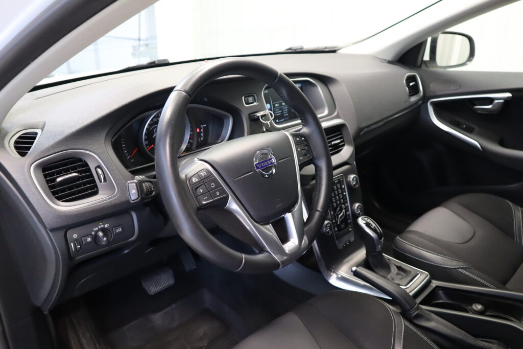 Volvo V40, image 10