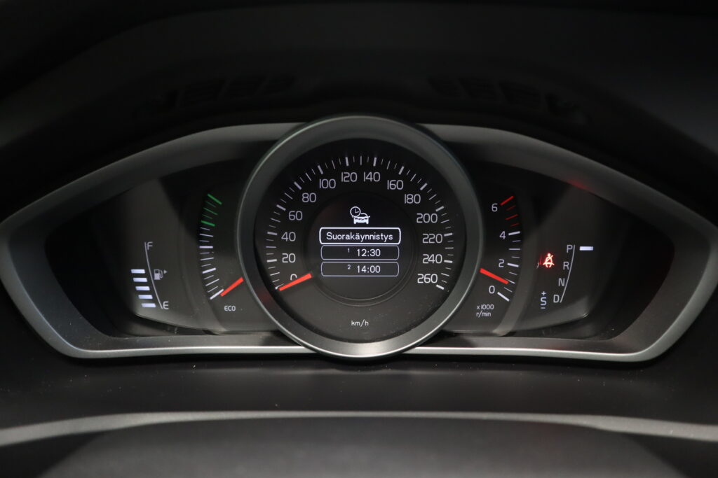 Volvo V40, image 12