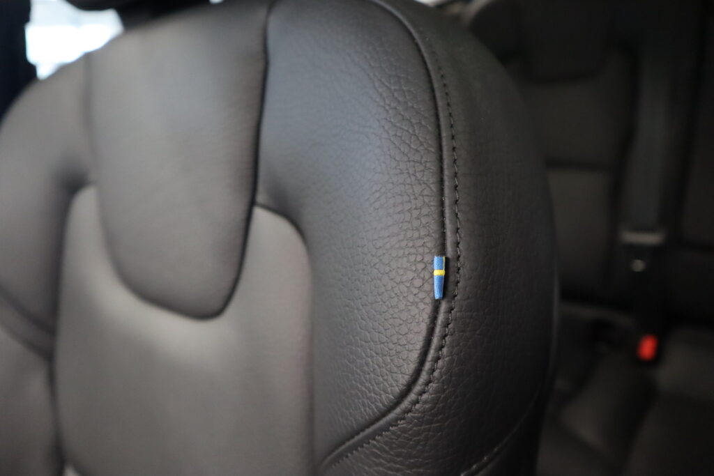 Volvo XC60, image 16