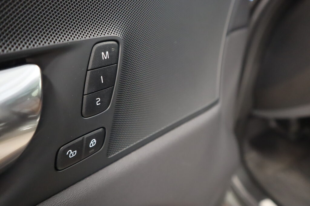 VOLVO XC60, image 11