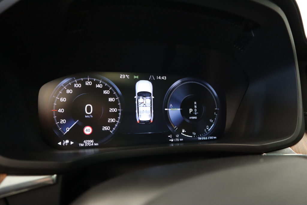 VOLVO XC60, image 5