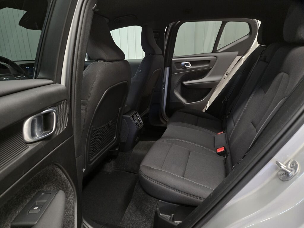 Volvo XC40, image 7