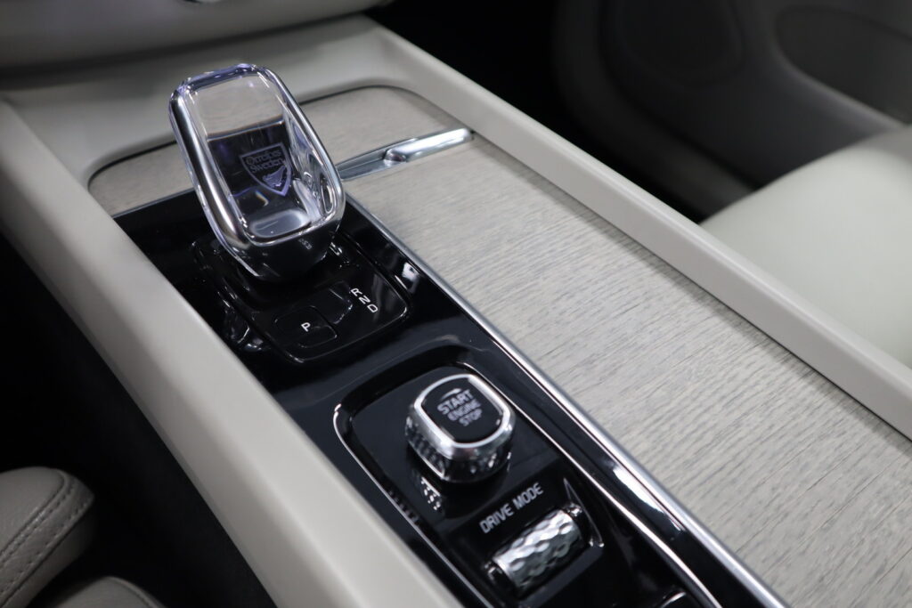 Volvo XC60, image 17