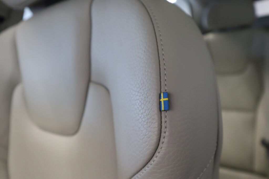 Volvo XC60, image 18