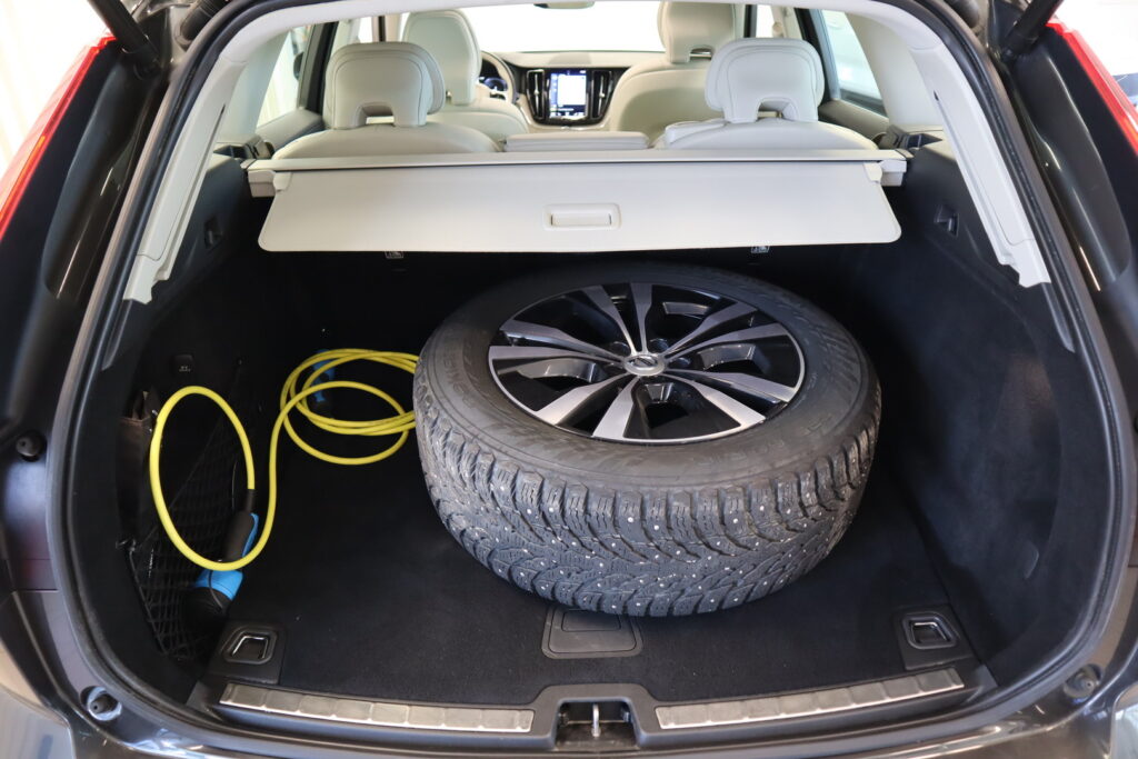 Volvo XC60, image 23