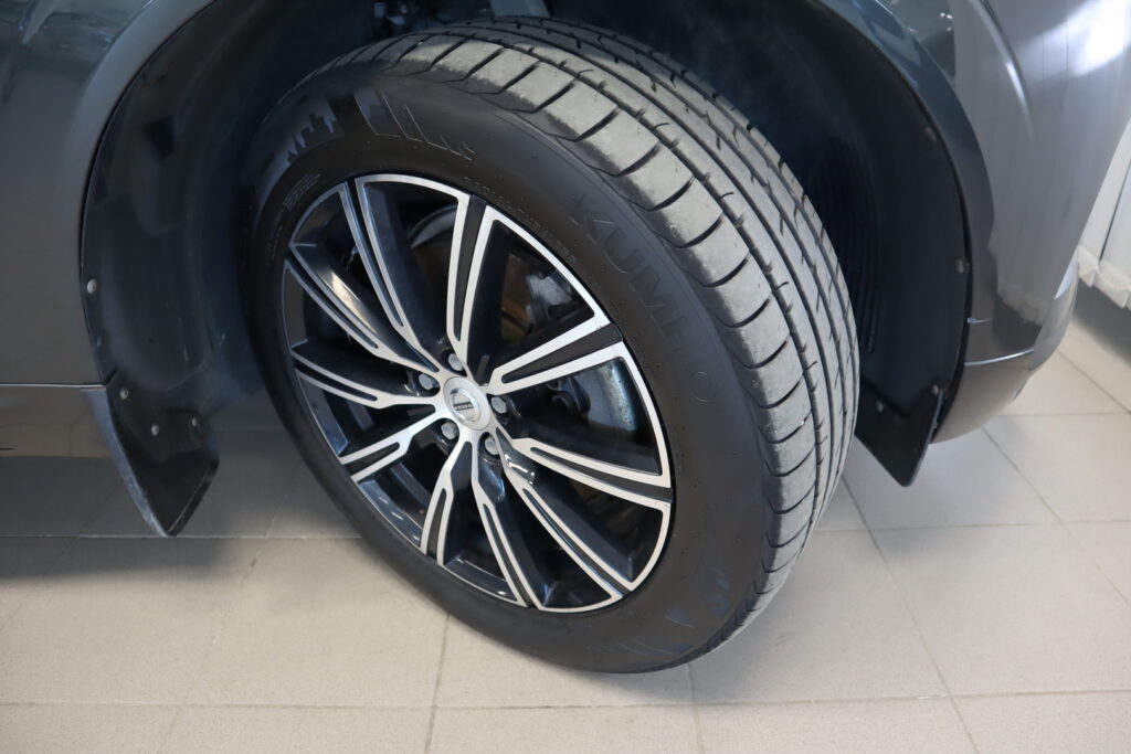 Volvo XC60, image 25