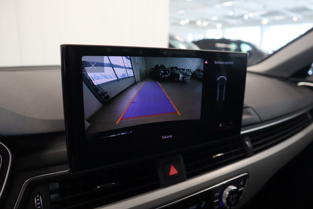 Audi A4, image 16