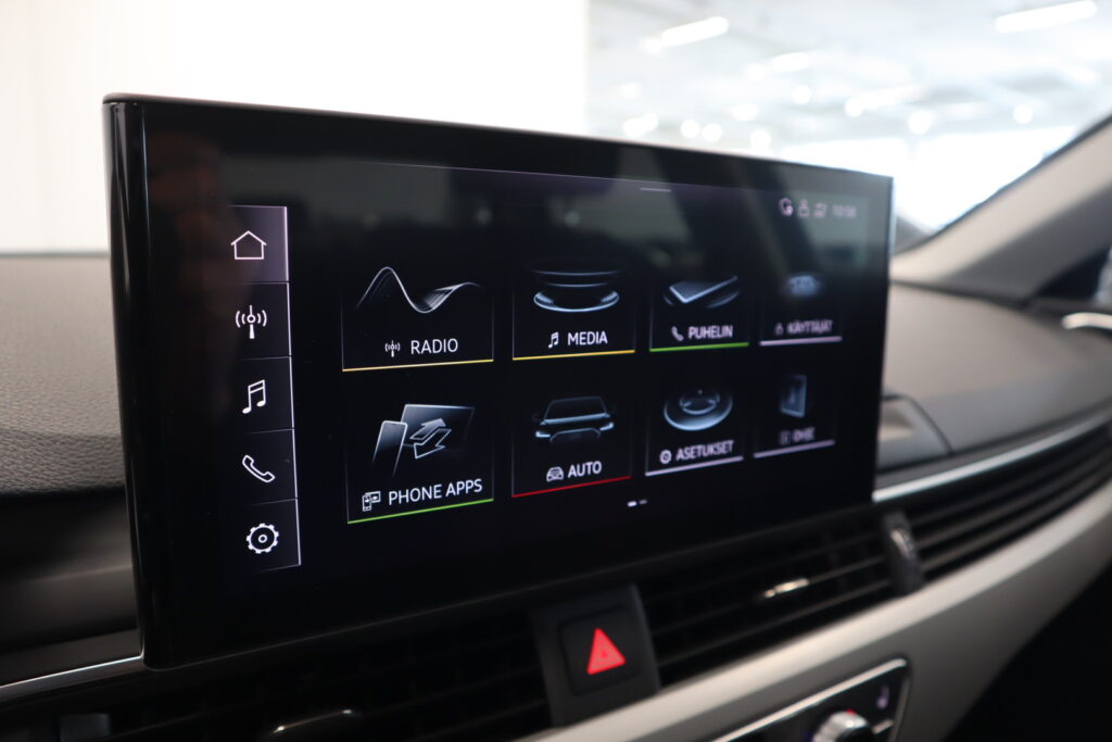 Audi A4, image 17