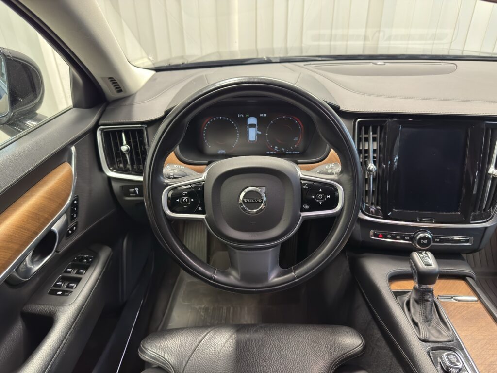 Volvo V90, image 10