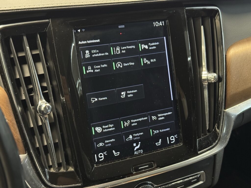 Volvo V90, image 13