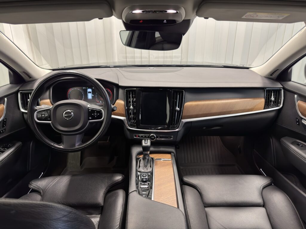 Volvo V90, image 9