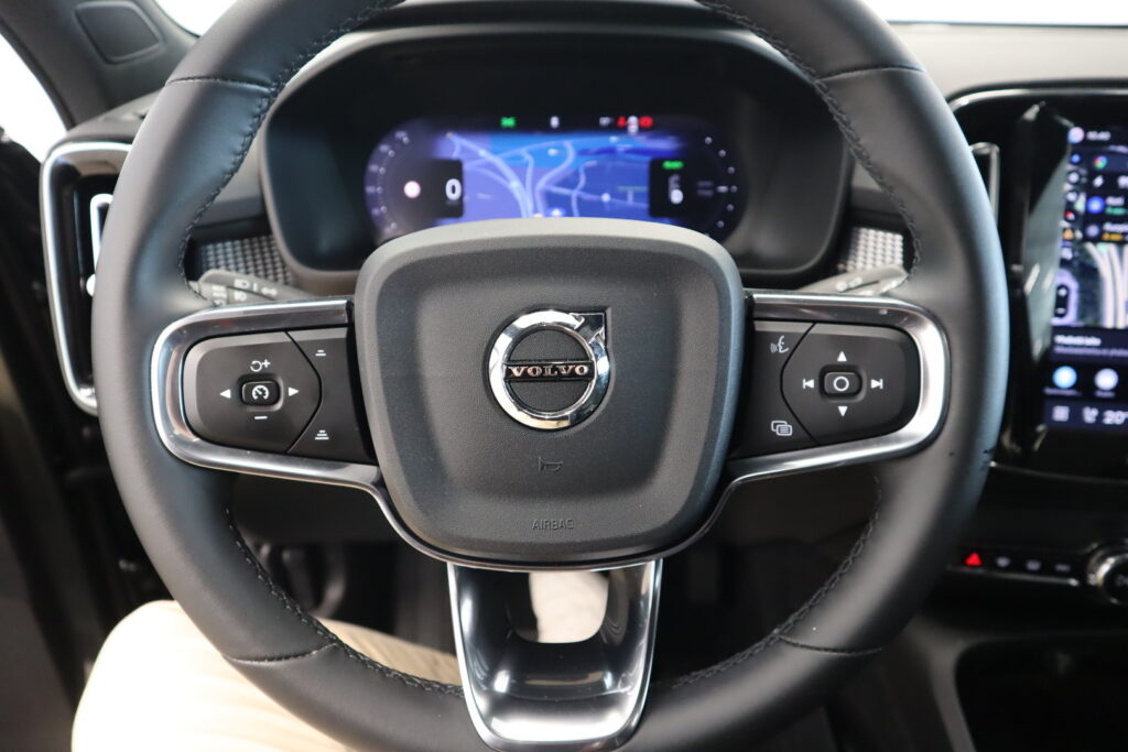 Volvo EC40, image 12