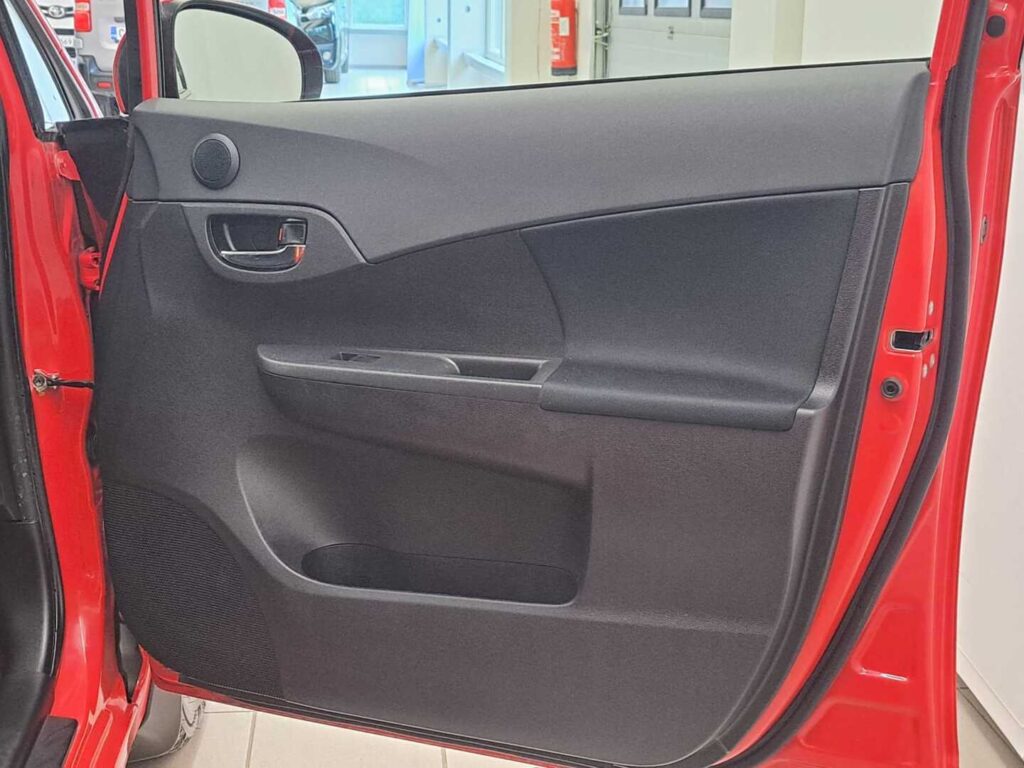 Toyota Verso-S, image 18