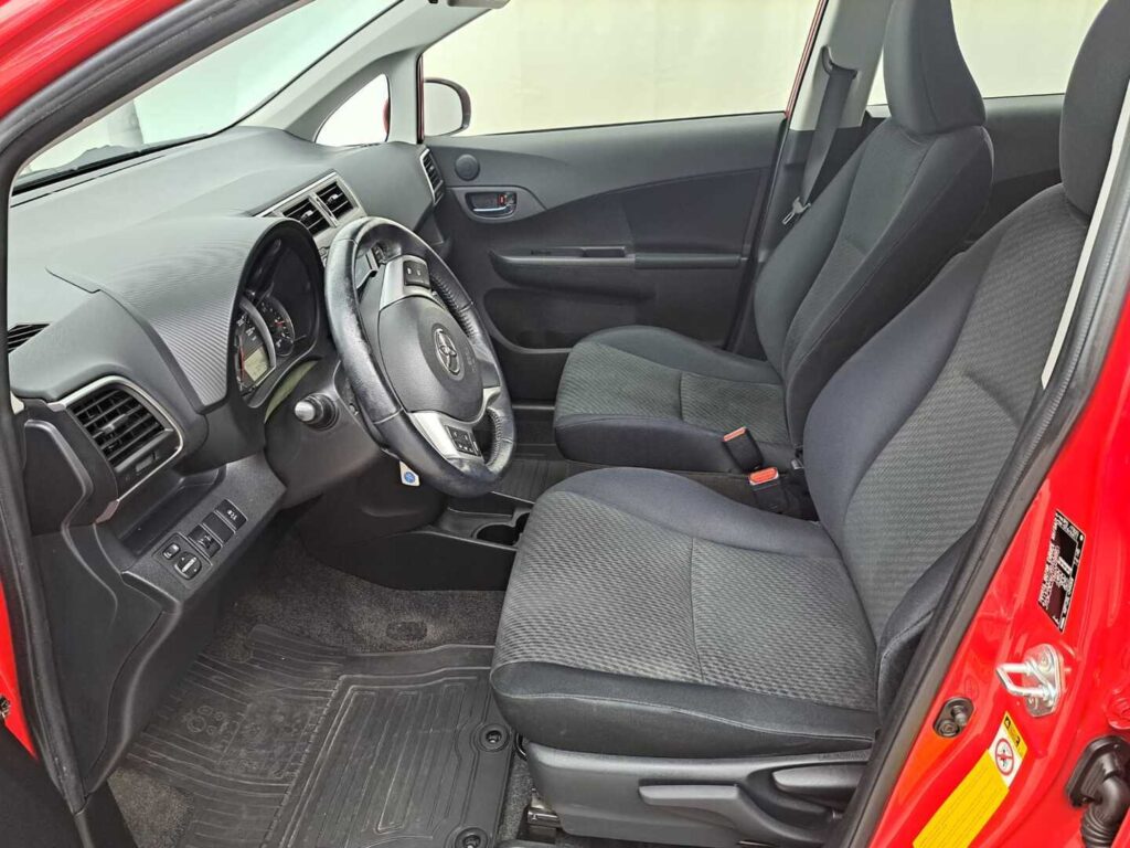 Toyota Verso-S, image 8