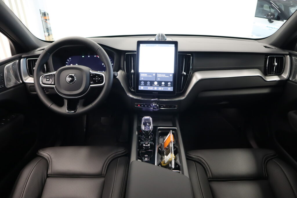 Volvo XC60, image 7