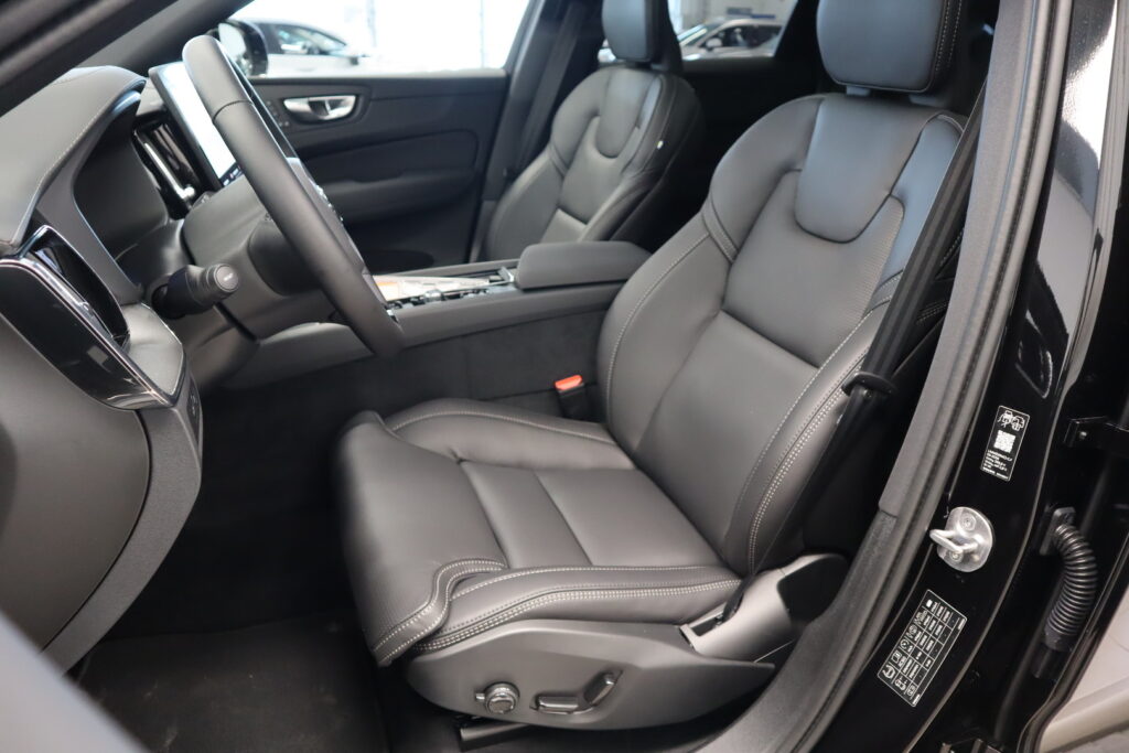 Volvo XC60, image 8