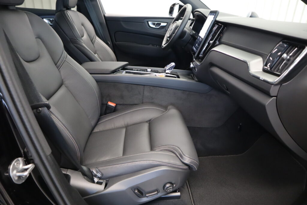 Volvo XC60, image 9