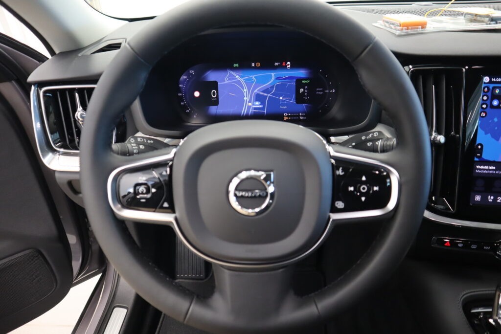 Volvo V60, image 12