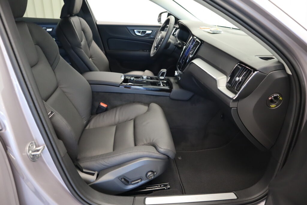 Volvo V60, image 9