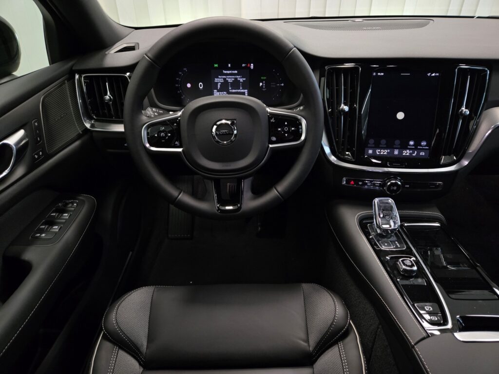 Volvo V60, image 12