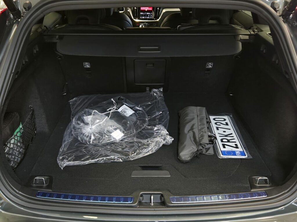 Volvo V60, image 15