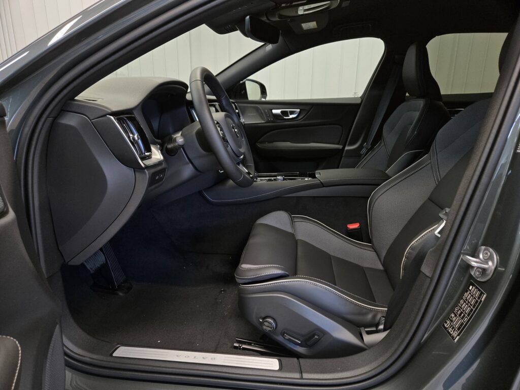 Volvo V60, image 6