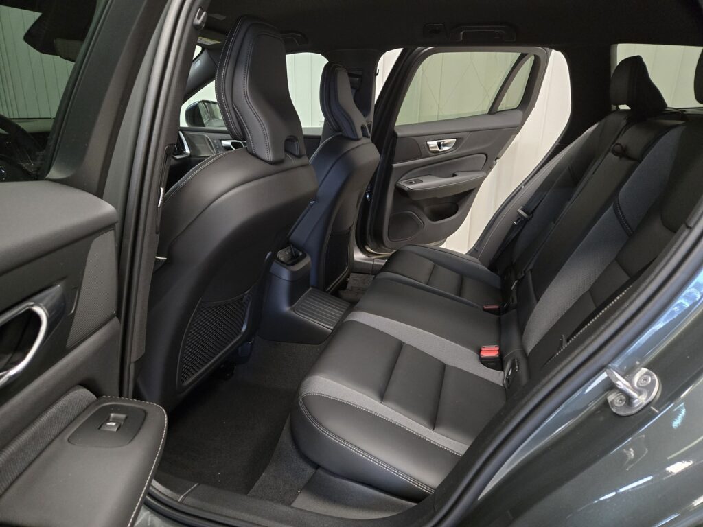 Volvo V60, image 7