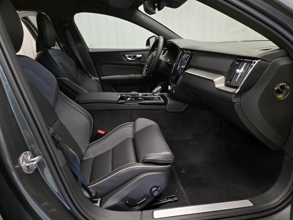 Volvo V60, image 9