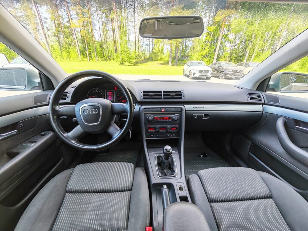 Audi A4, image 14