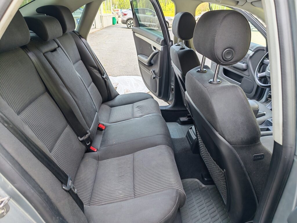 Audi A4, image 7