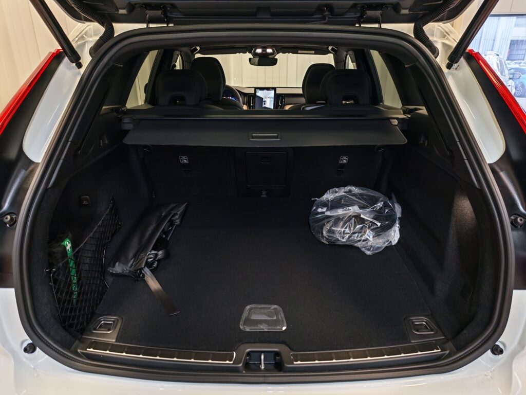 Volvo XC60, image 18