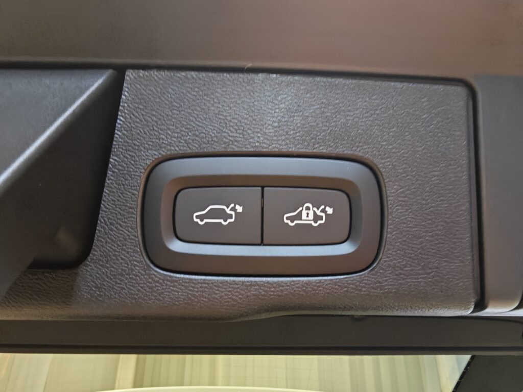 Volvo XC60, image 19