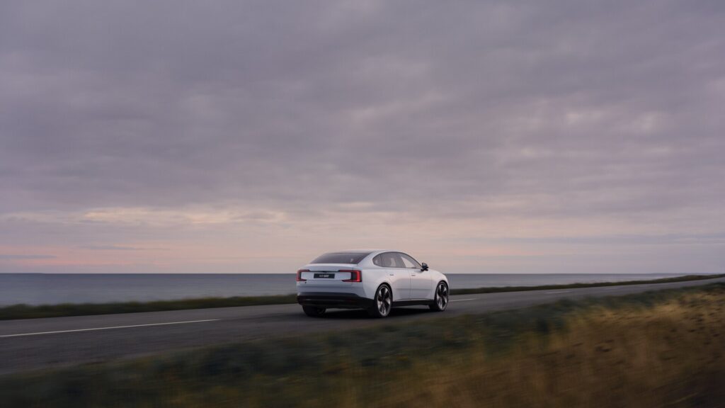 Volvo ES90, image 2
