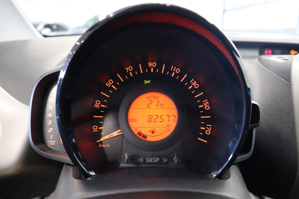 Toyota AYGO, image 11