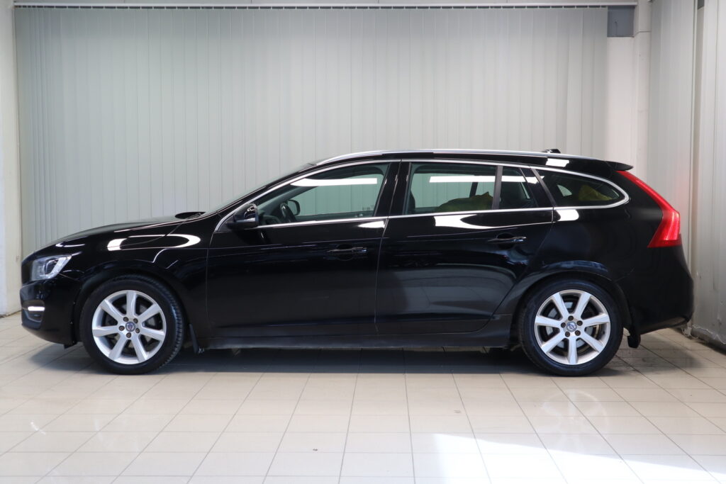 Volvo V60, image 4