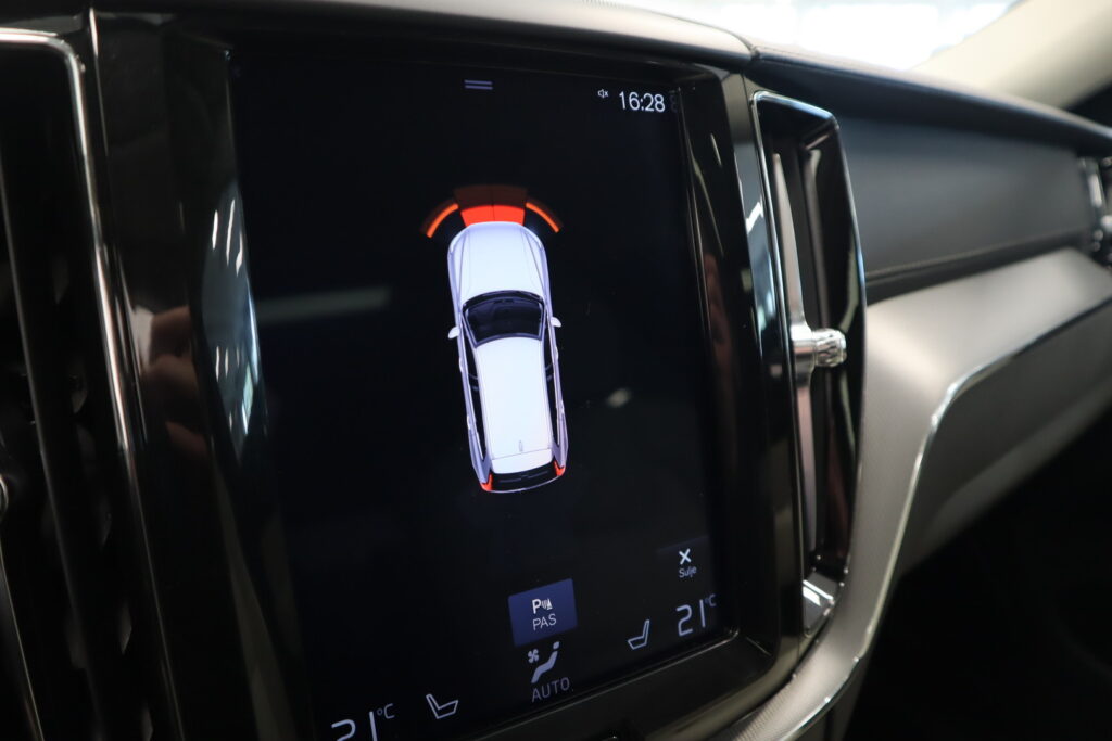 Volvo XC60, image 16