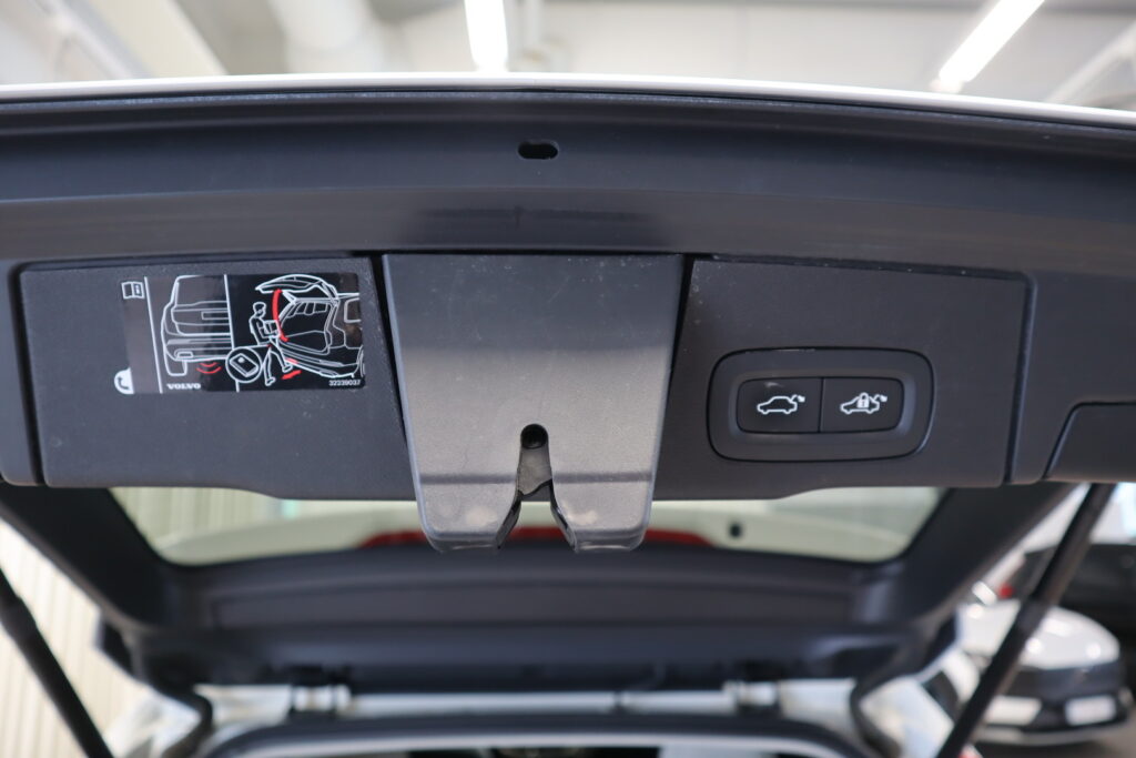 Volvo XC60, image 24
