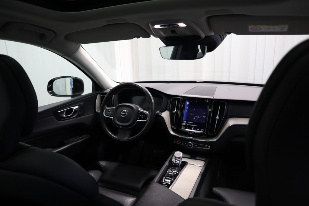 Volvo XC60, image 27