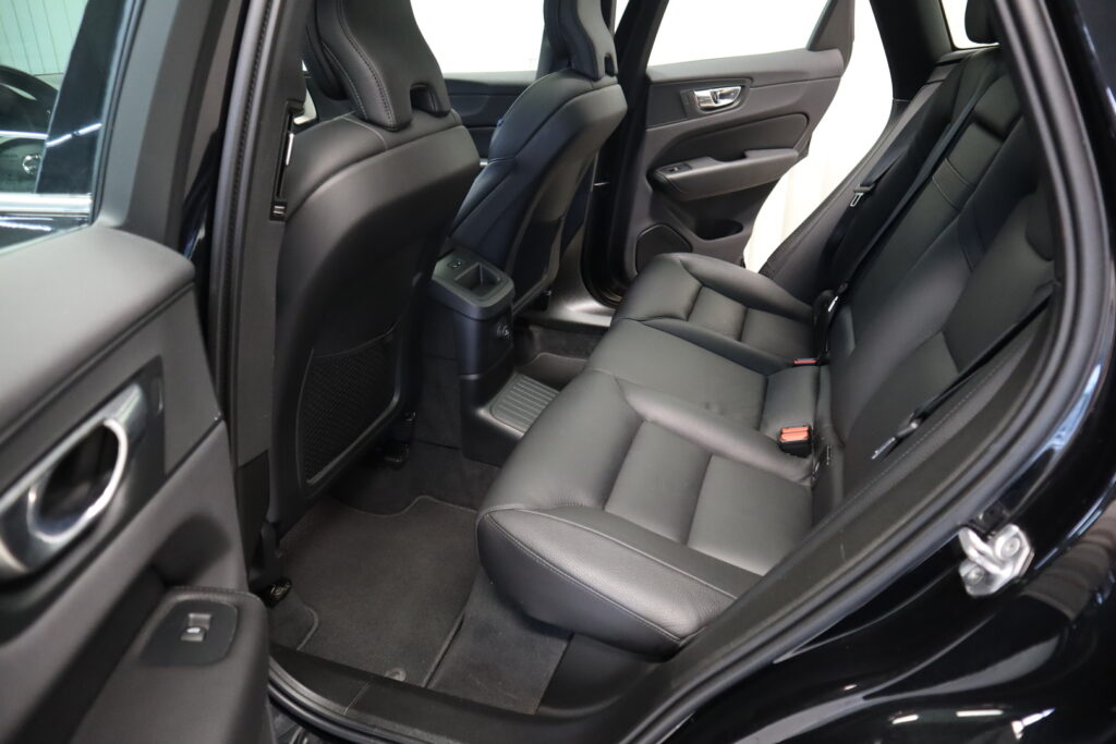 Volvo XC60, image 29