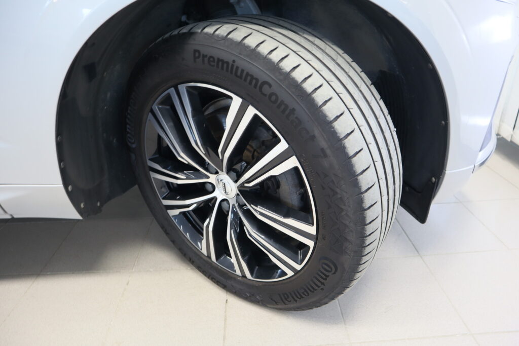 Volvo XC60, image 27