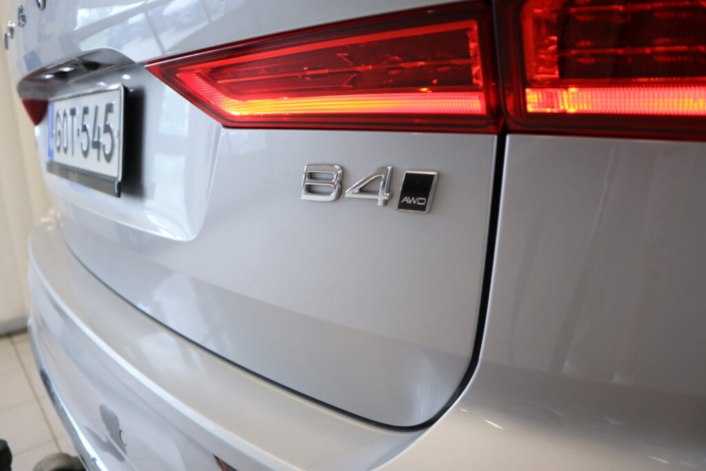 Volvo XC60, image 28
