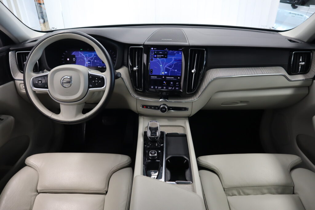 Volvo XC60, image 7