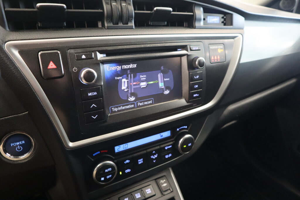 Toyota Auris, image 11